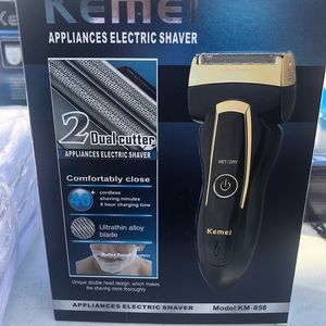 Kemei Electric Shaver NWT 6 Pack